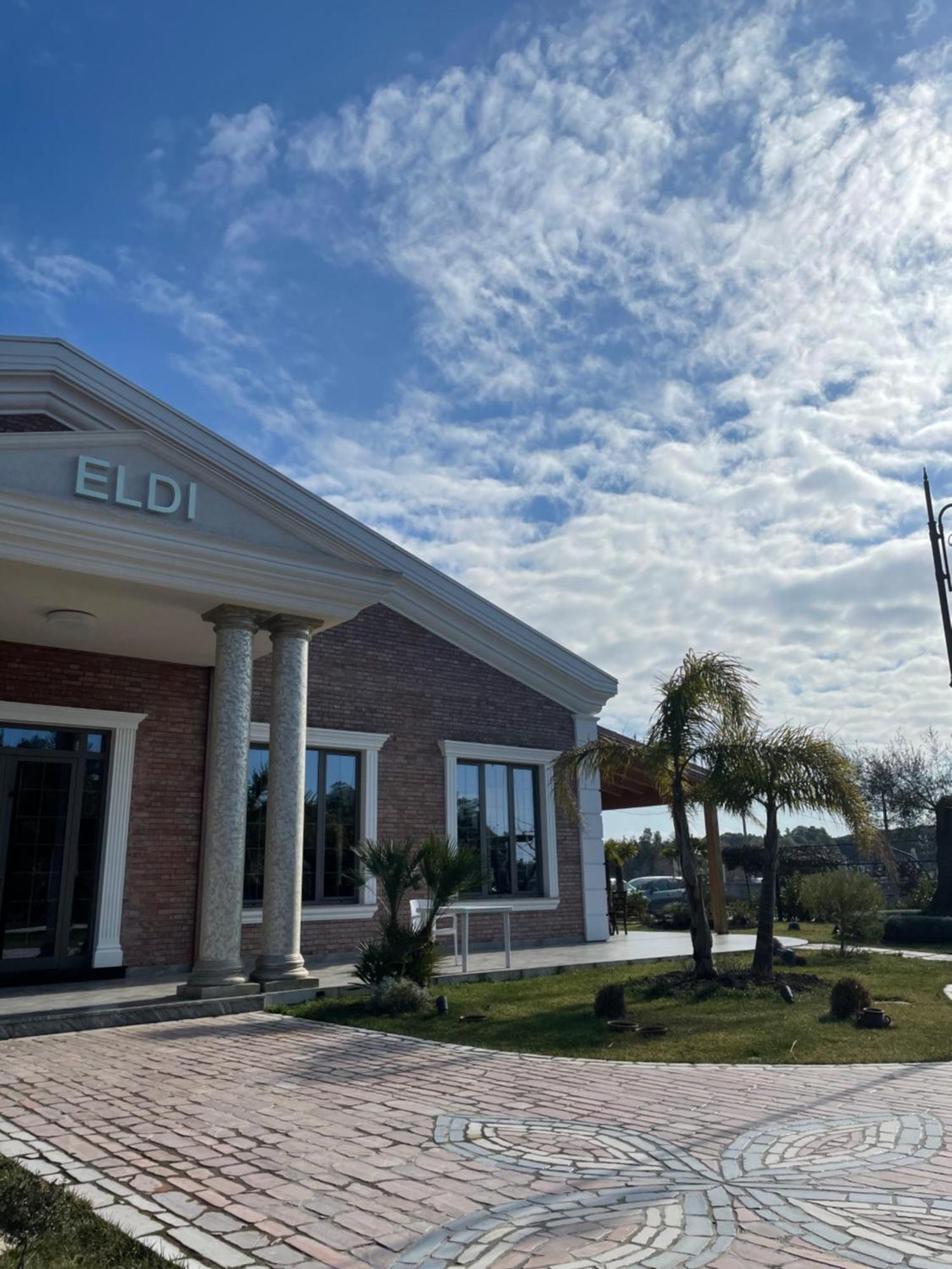 Agroturizem Eldi Hotel Fier Bagian luar foto