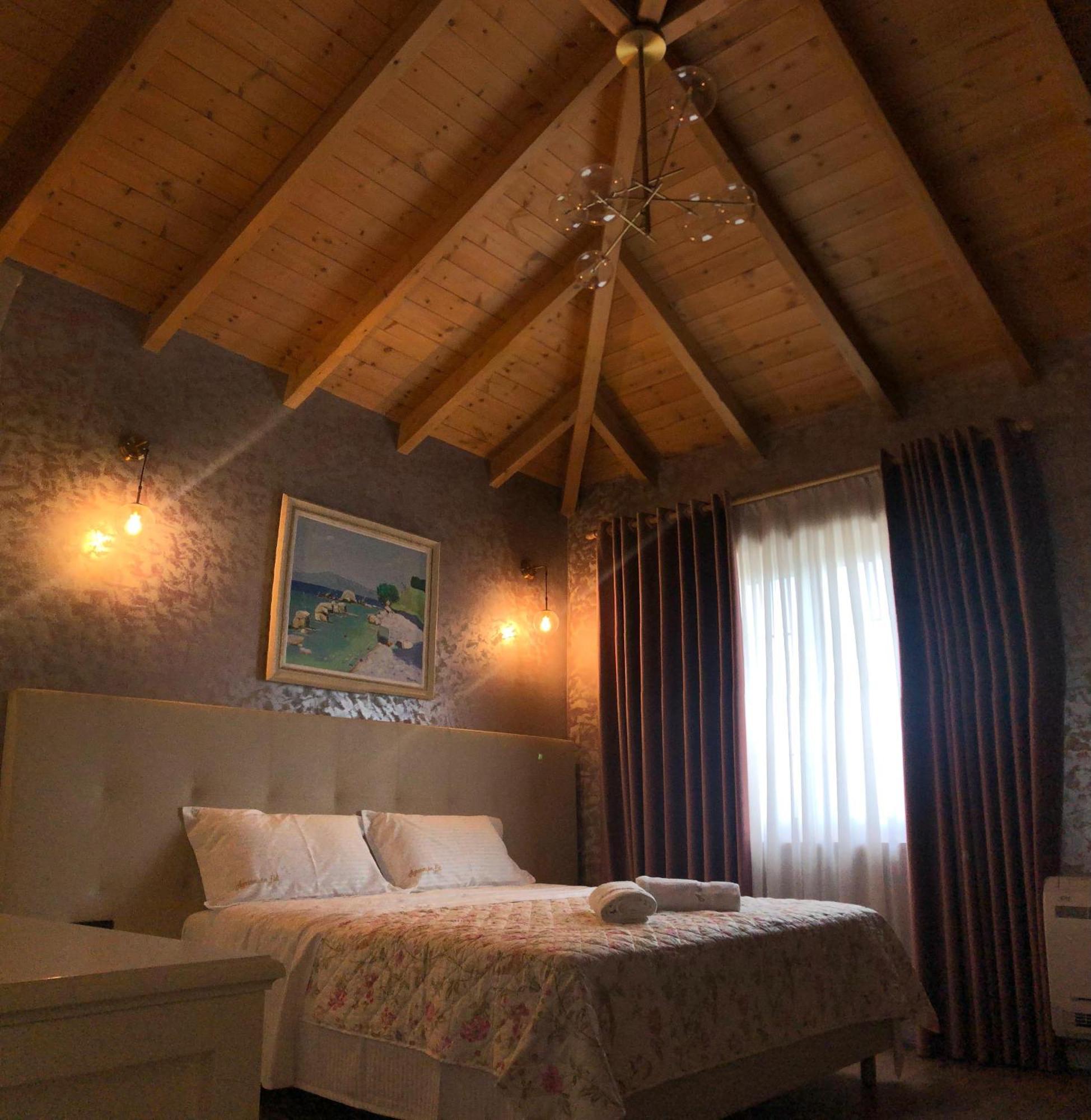 Agroturizem Eldi Hotel Fier Bagian luar foto
